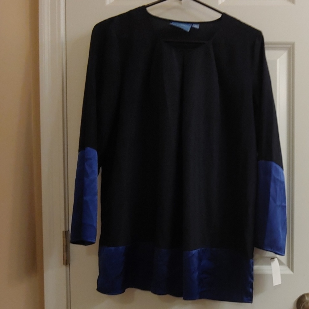 Vera Wang Tunic